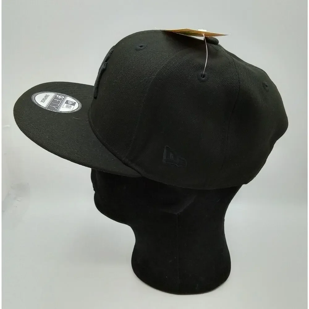 New York Yankees Black on Black New Era 9Fifty Cap Snapback